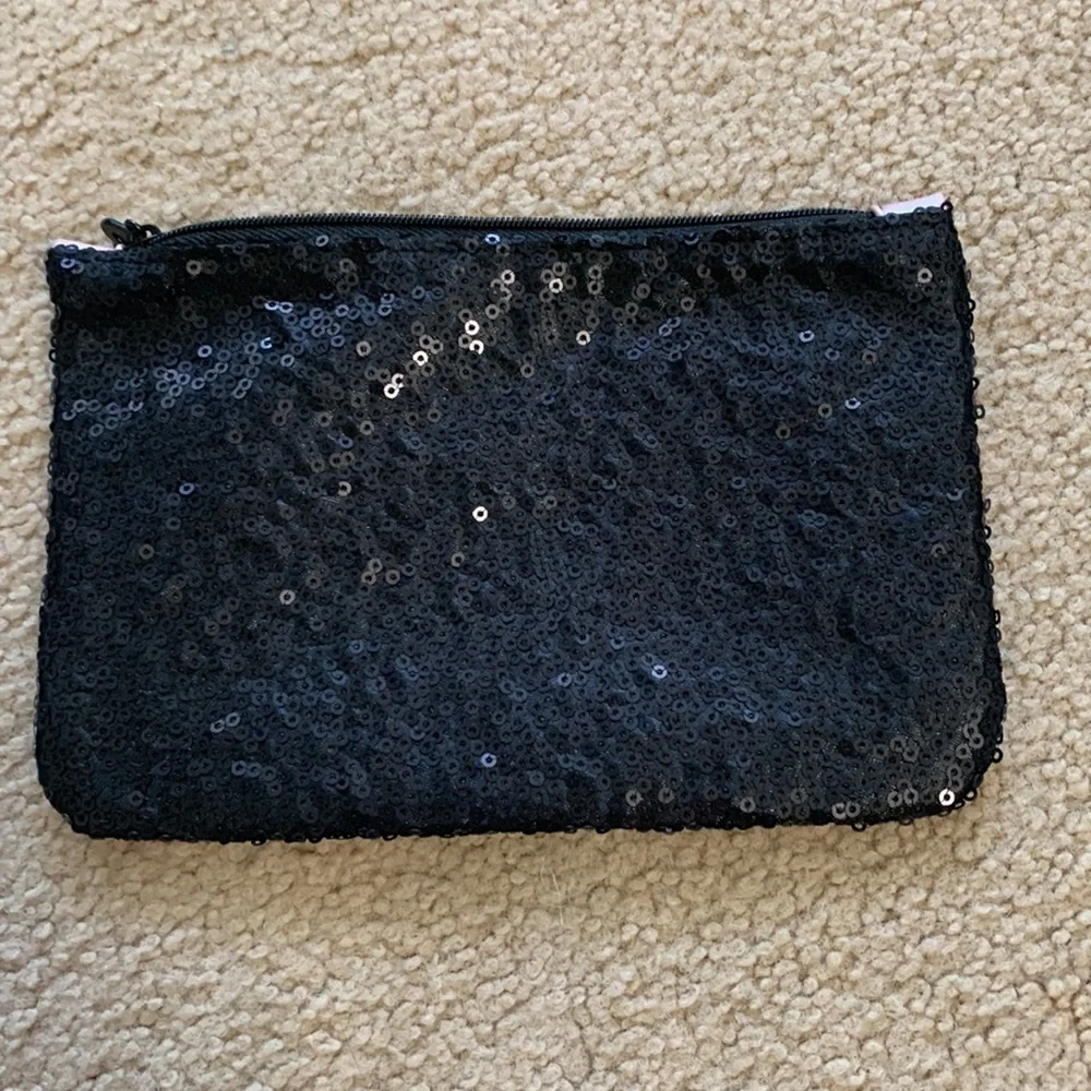 Betty Boop x Ipsy Makeup  Cosmetics Bag collectible piece, sequins